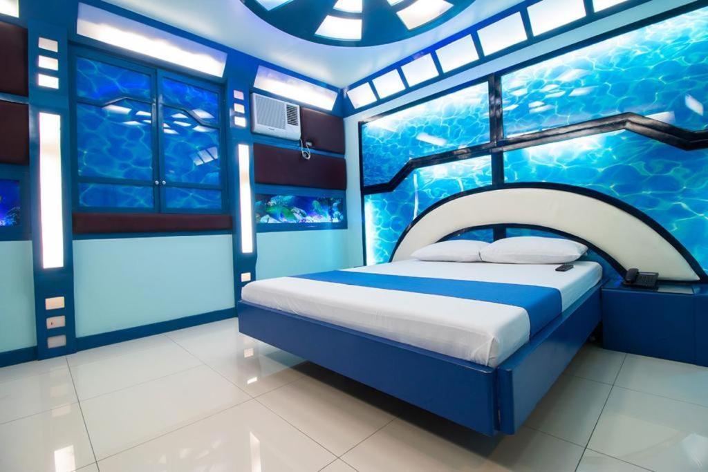 Hotel Dreamworld Las Piñas Dış mekan fotoğraf